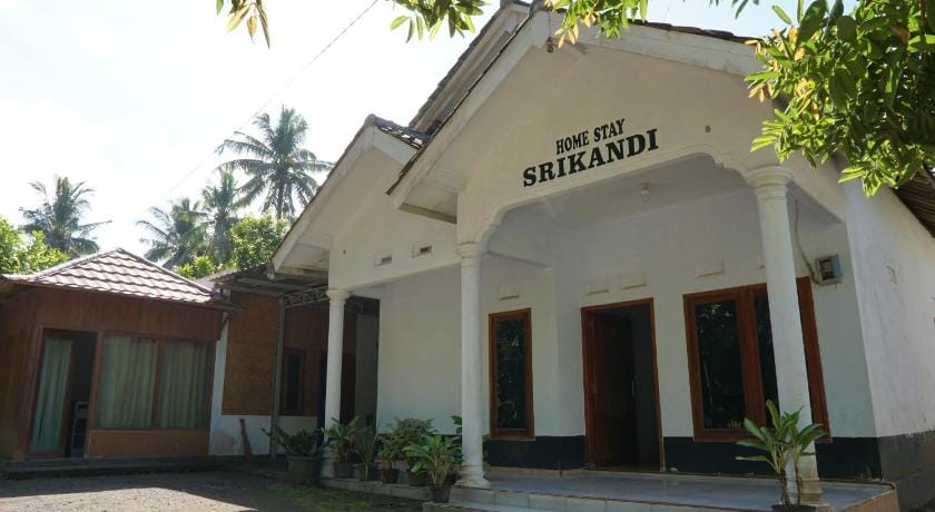 Hotel O Homestay Srikandi Pulau Merah BeachNearPantai Pancer Hotel in East Java