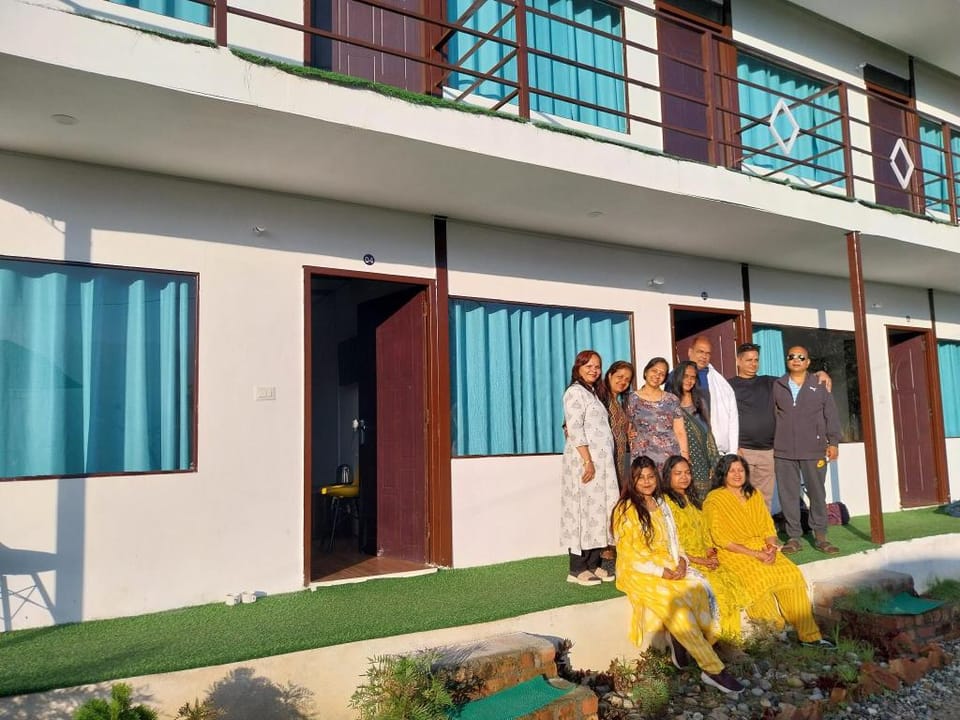 forest side resort Hotel in Uttarakhand