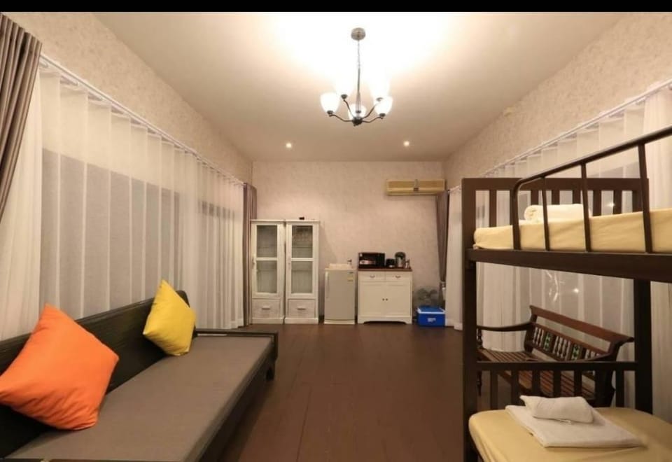 ไร่หุบกะพง มาลีฮวนน่าResort&Restuarant(เพื่อนเพ) Vacation rental in Thailand