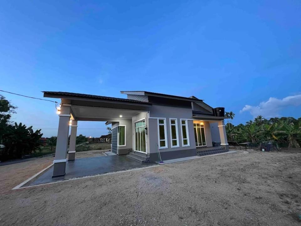 Majestic Home - Pasir Puteh Vacation rental in Terengganu, Malaysia