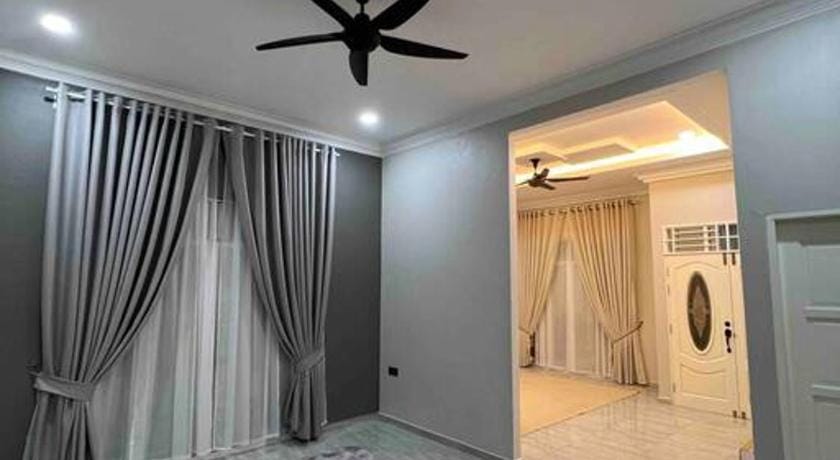 Majestic Home - Pasir Puteh Vacation rental in Terengganu, Malaysia