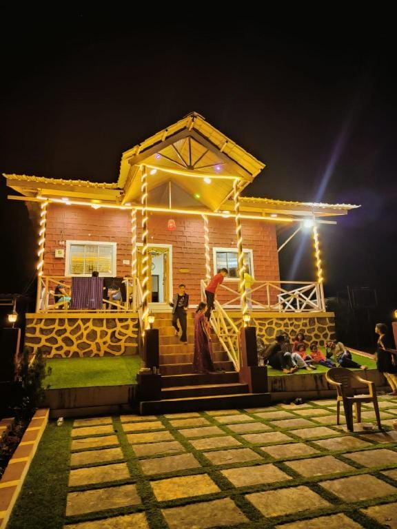 H.P farm the peaceful staycation. Villa in Maharashtra