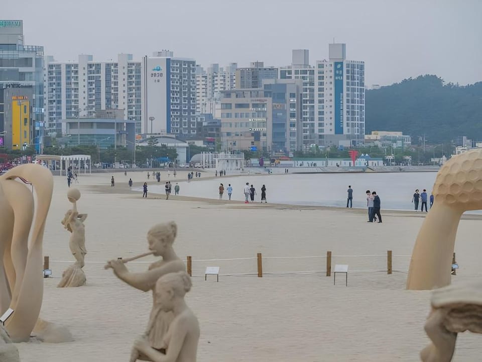 Pohang Pool Villa Yeongil Bed and Breakfast in South Korea