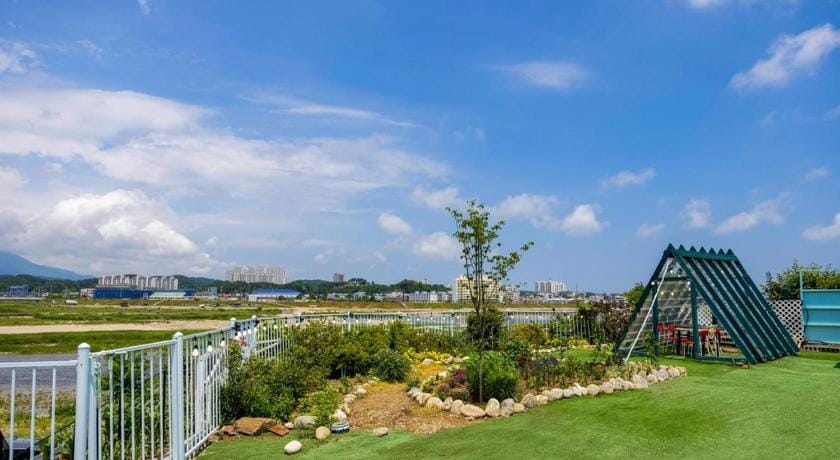 Yangyang Blue Ara Pension Bed and Breakfast in South Korea