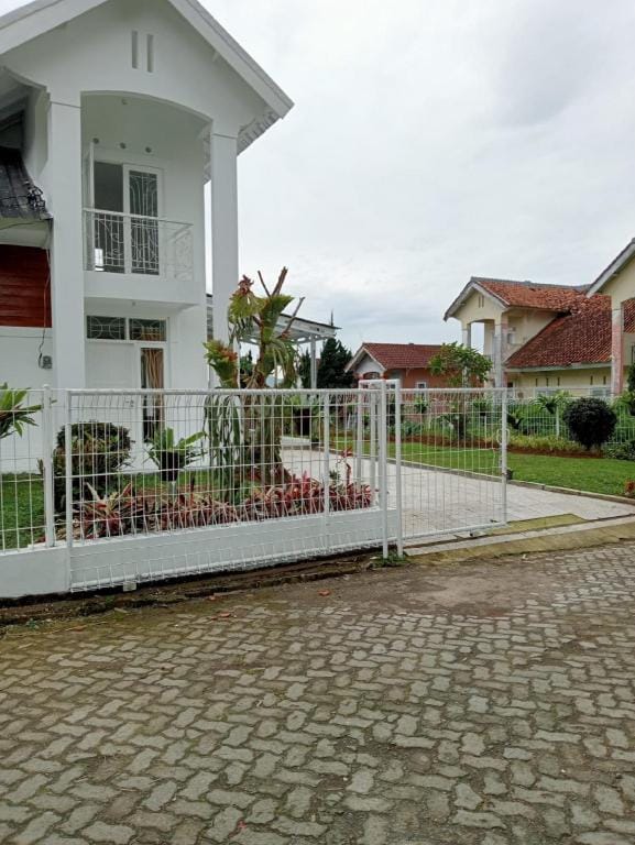 villa hook puncak Villa in West Java
