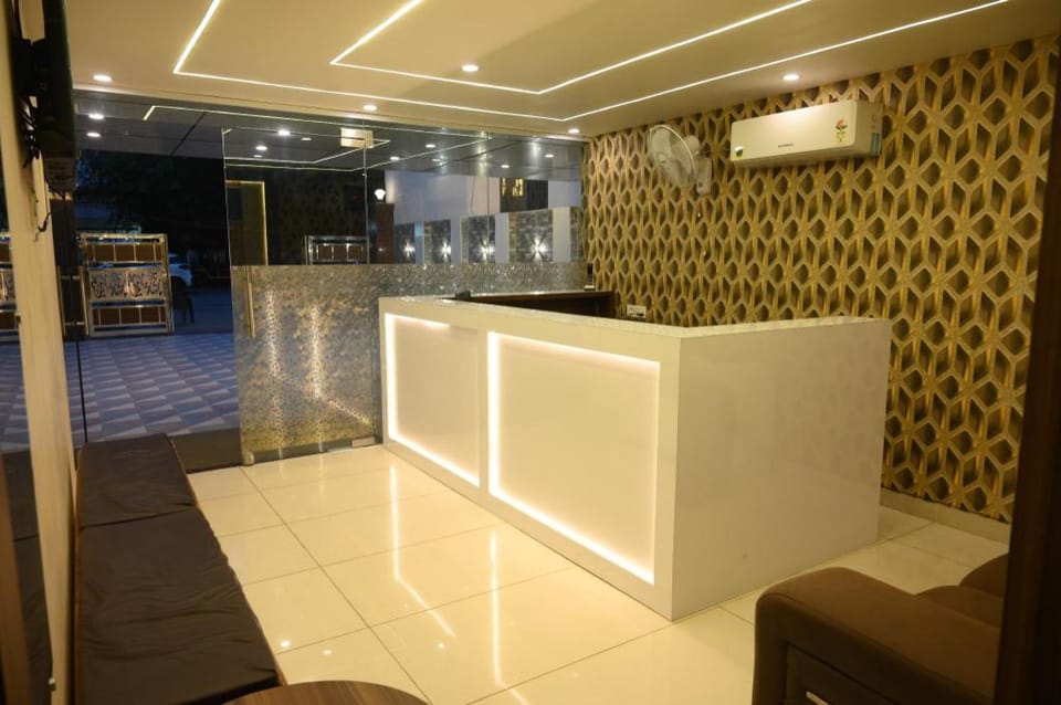 The Golden Villa Hotel in Uttar Pradesh