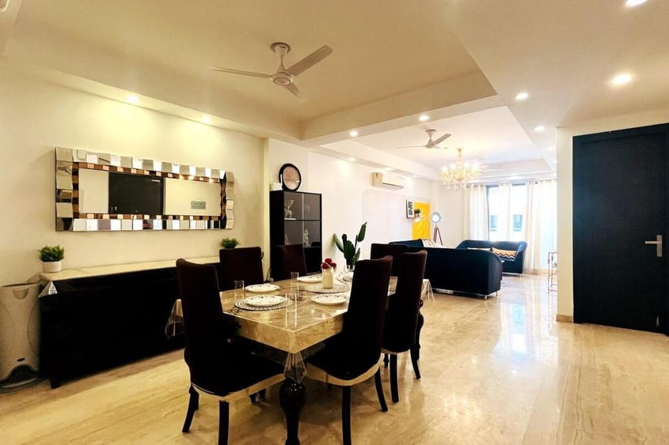 BluO 3BHK - M Block Market @ Greater Kailash Apartment in Delhi