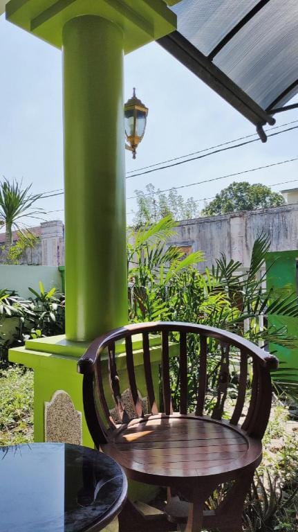 Elis Singosari Home Vacation rental in East Java