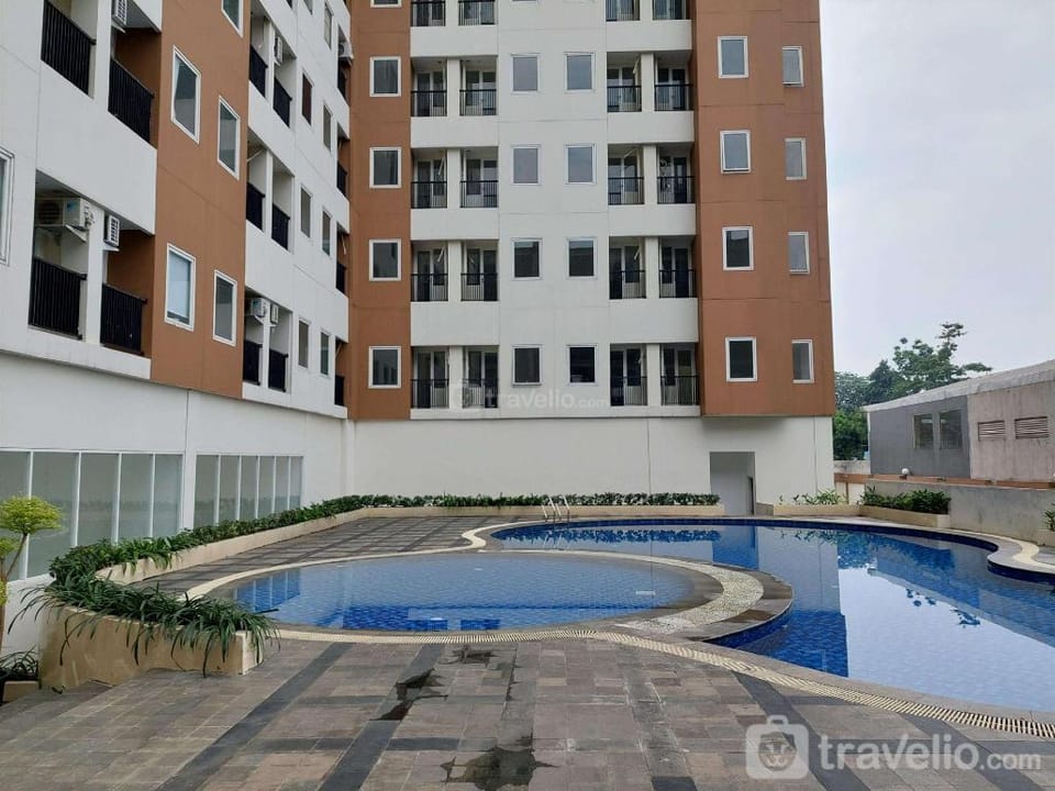 Cozy & Simply Studio Urban Heights By Travelio Apartment in Jakarta