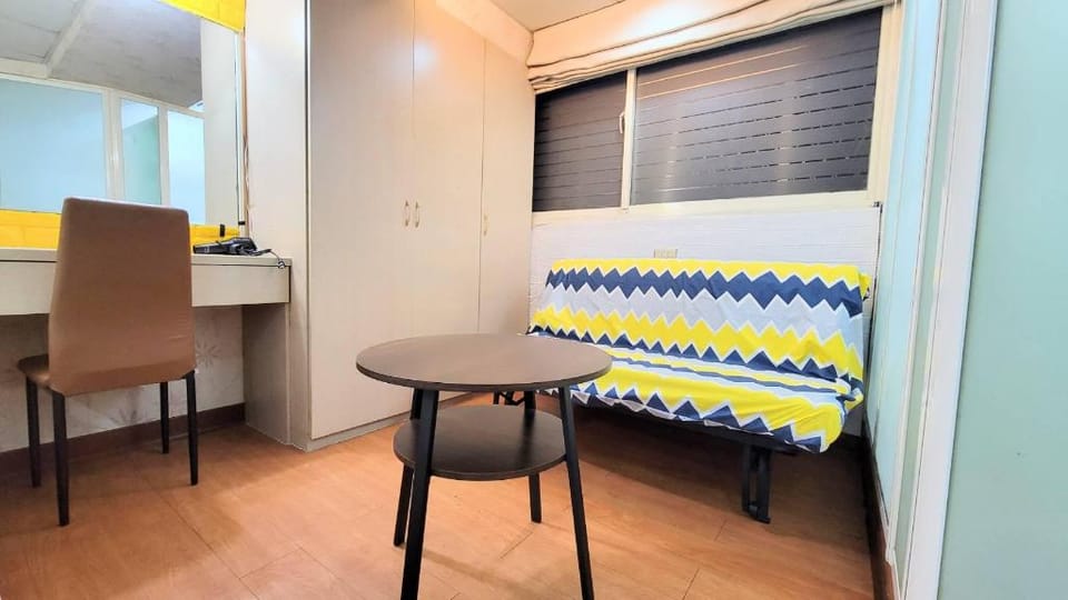 Ximending(Emei G)-Near MRT Ximen, lift Apartment in Taipei City