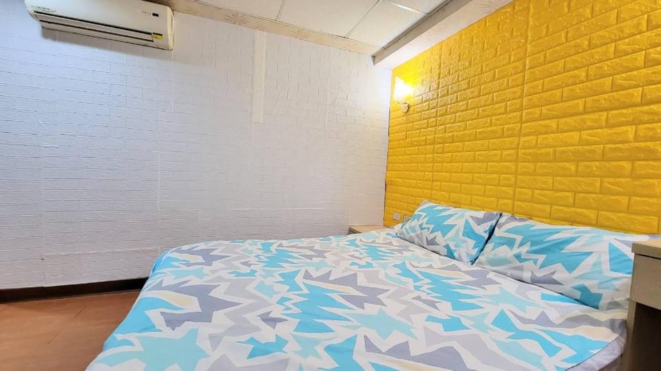 Ximending(Emei G)-Near MRT Ximen, lift Apartment in Taipei City