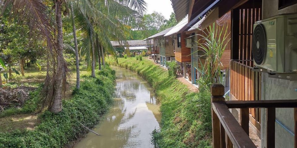 B2_กำนันมี่่โฮมสเตย์_Kamnan Mi Homestay​ Vacation rental in Thailand