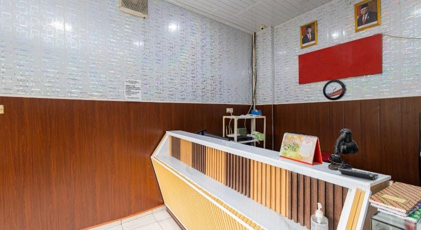 Alfa Guesthouse Serpong Mitra RedDoorz Hotel in West Java
