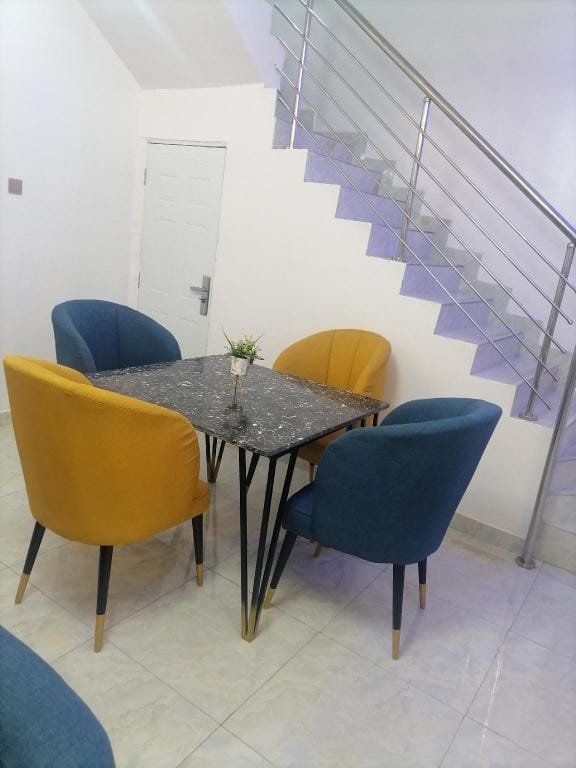 Lovely /beautiful well furnished vacation home.  Apartment in Lagos, Nigeria