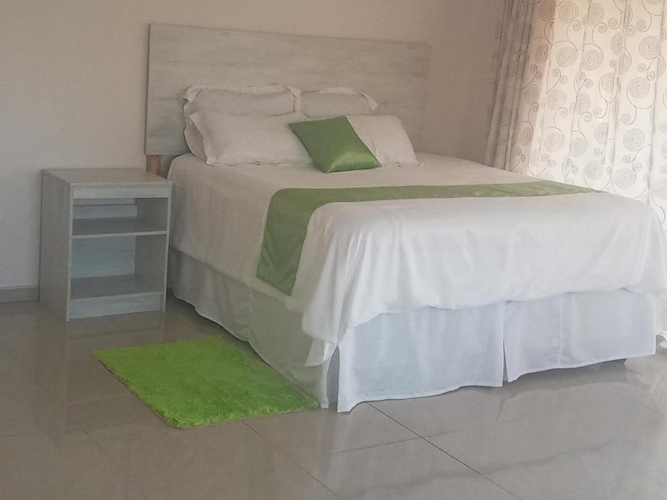Tingompela Lodge Hotel in Zimbabwe