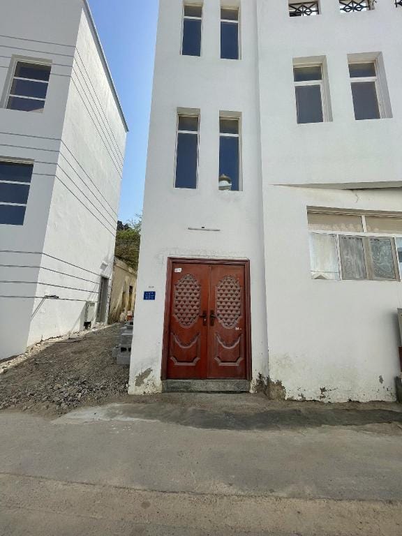 clean and comfortable master bedroom Vacation rental in Muscat