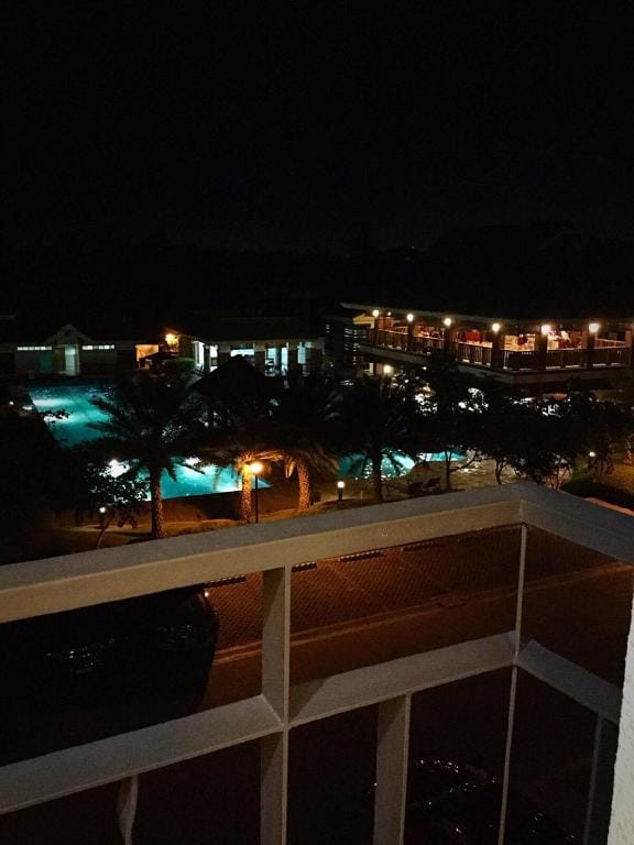 Resort-Inspired Condo in Cebu City Apartment in Lapu-Lapu City