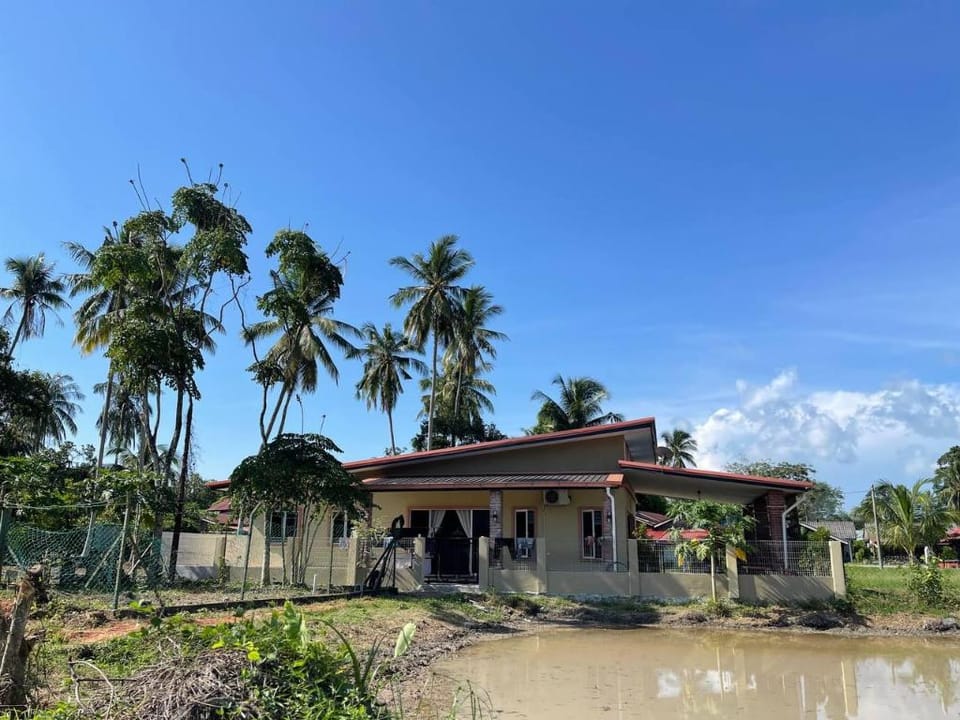 Superb Paddy & Mountain View Home @ Langkawi Vacation rental in Kedah