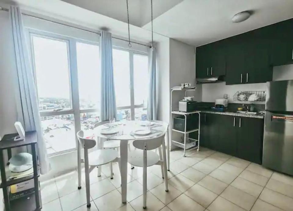 Two-bedroom Tower 3 Pioneer Woodlands w/ nice view Apartment in Mandaluyong