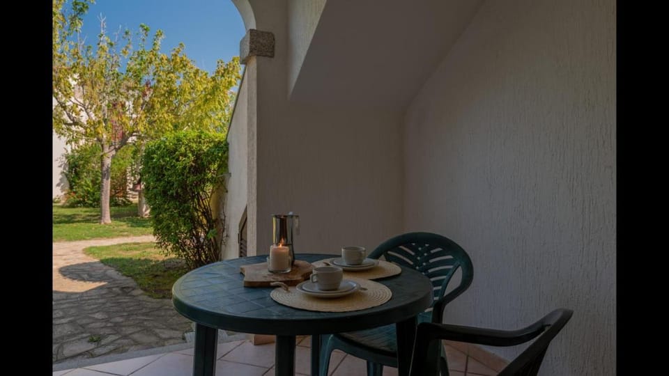 Simple Gem of Le Dimore di Budoni 1 Bedroom Apartment B4 - sleeps 4 Apartment in Budoni
