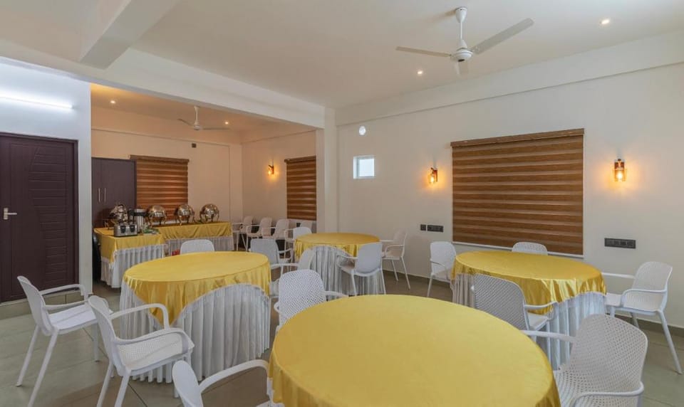 Treebo Amigos Residency Hotel in Kochi