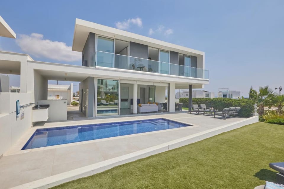 Protaras Olivine Villa Ol01 Bed and Breakfast in Protaras