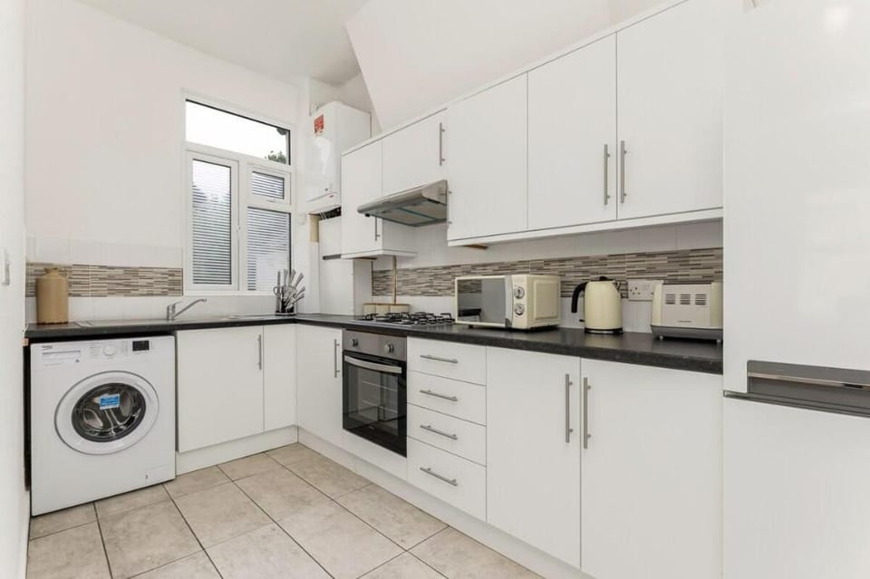 The Acton Luxury Flat Apartment in London Borough of Ealing
