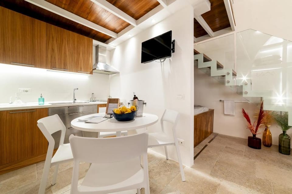 Old Court Luxury Suite & Spa Apartment in Apulia