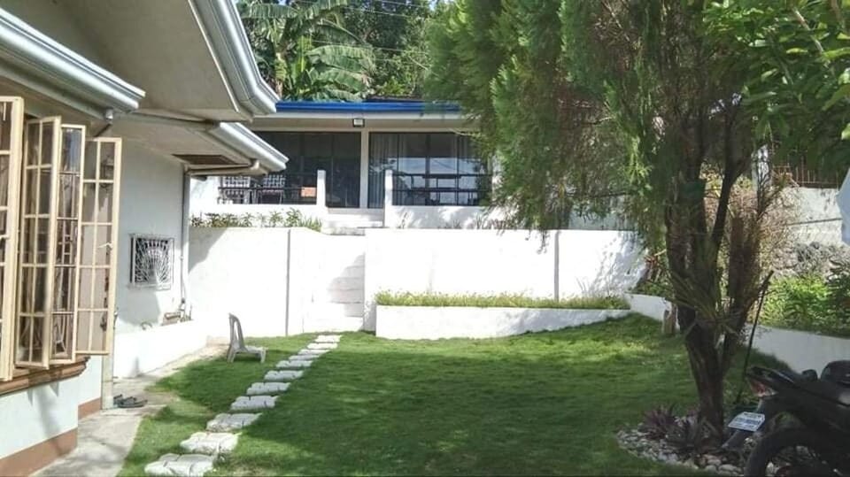 Cliffside Room-1 Vacation rental in Oslob