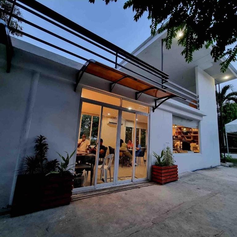 Cliffside Room-1 Vacation rental in Oslob