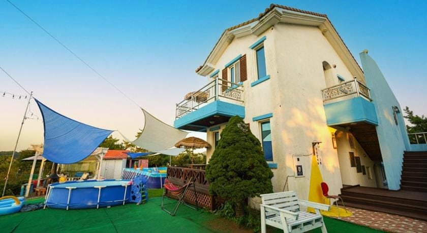 Taean  Haeyang Jungwon Pension Bed and Breakfast in South Korea