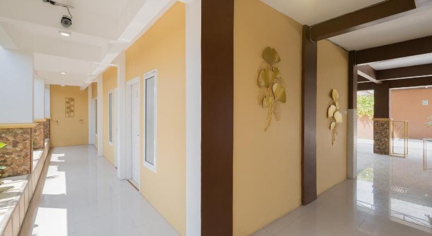 RedDoorz Syariah near RSUD Dr Iskak Tulungagung Hotel in East Java