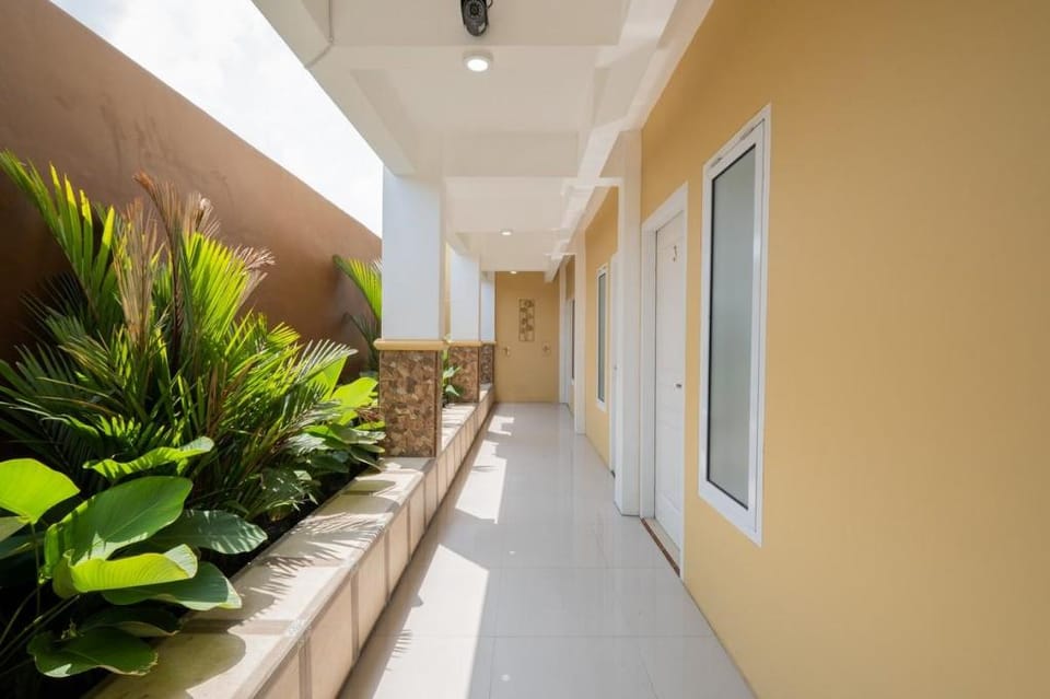 RedDoorz Syariah near RSUD Dr Iskak Tulungagung Hotel in East Java