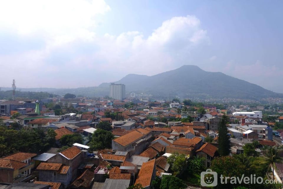 Great Deal Studio Pinewood Apartment By Travelio Apartment in West Java