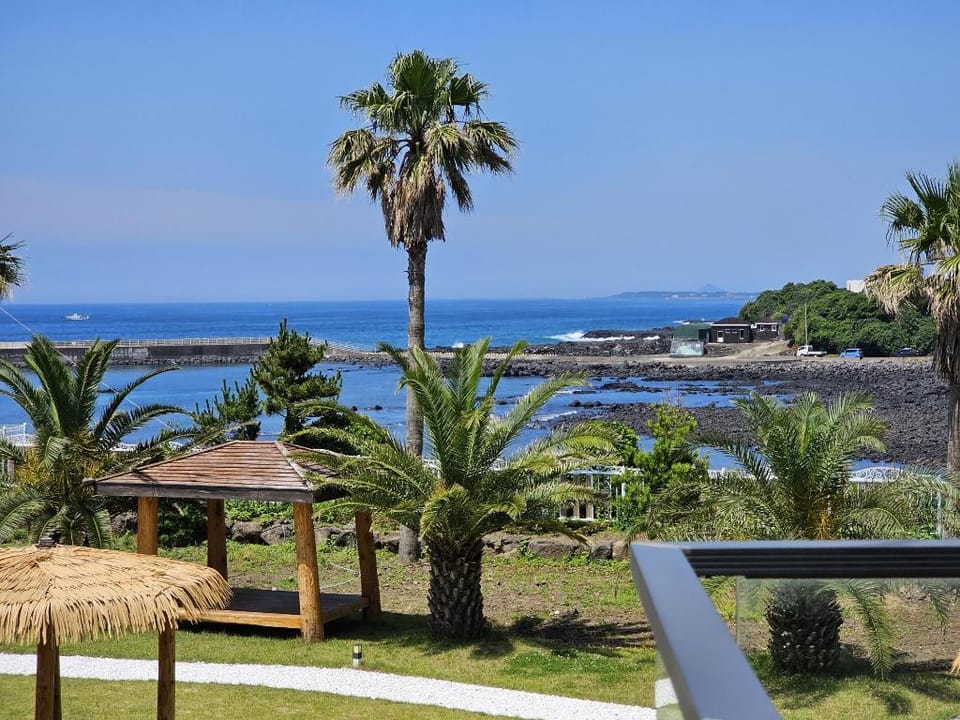 Jeju Badayeon Pool Villa Bed and Breakfast in South Korea