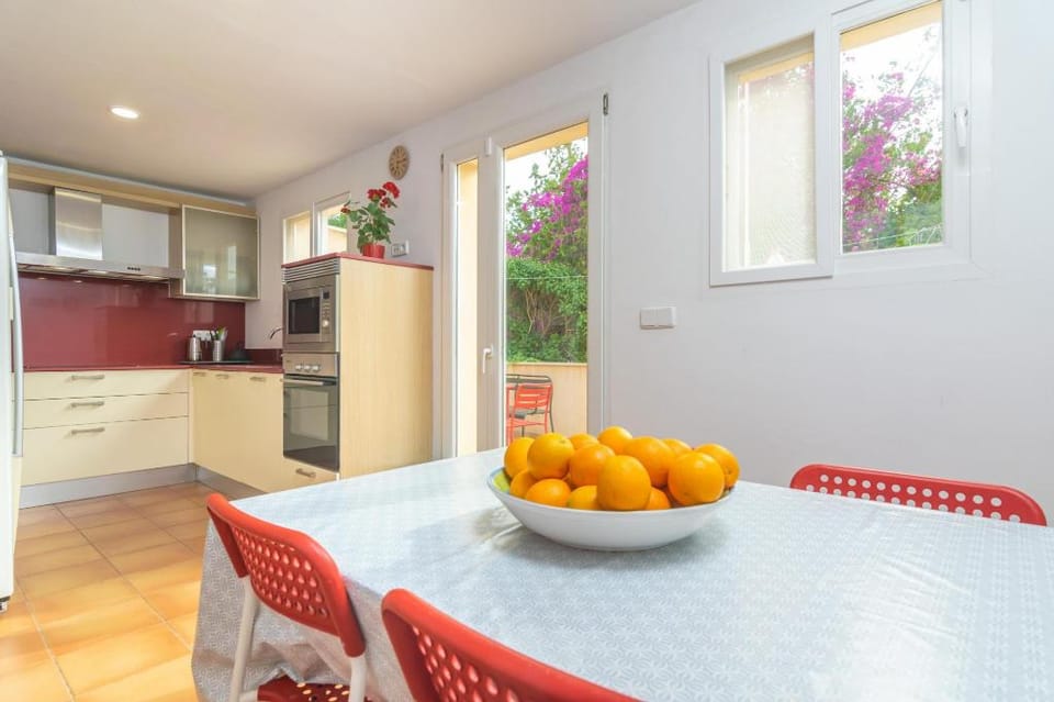 CA'S POBRES - House with terrace in Sóller. Free WiFi Apartment in Sóller