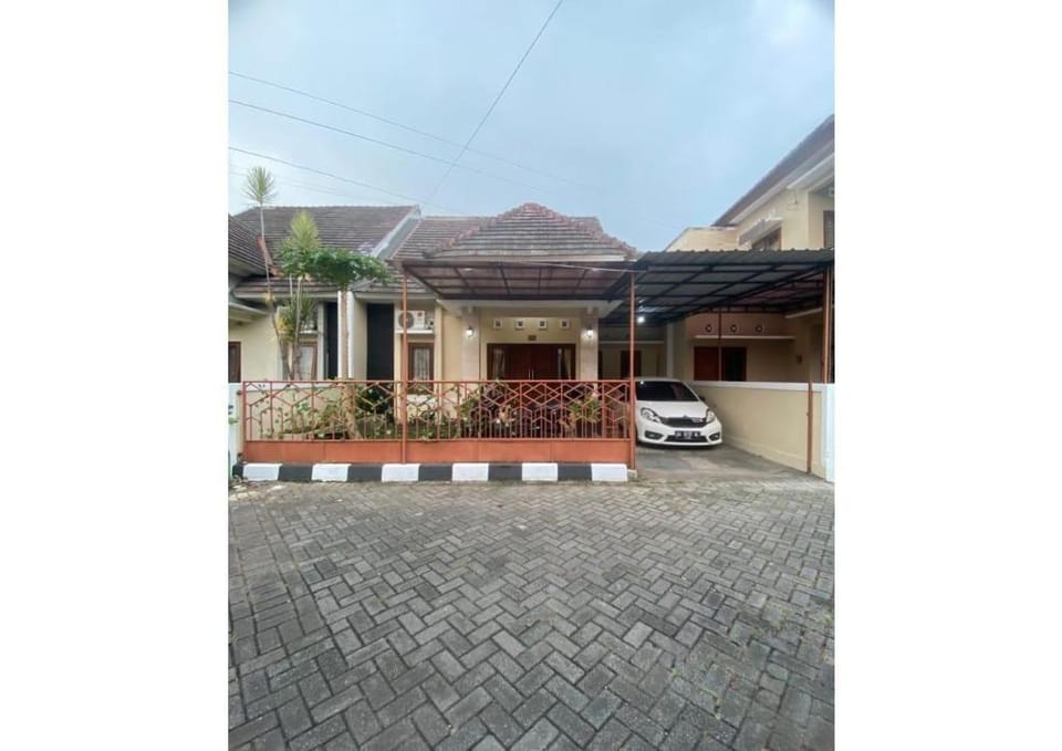 Shine homestay Vacation rental in Special Region of Yogyakarta