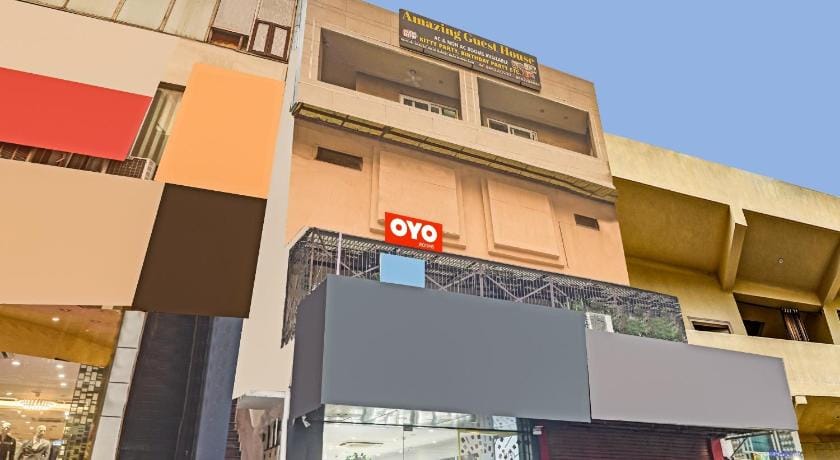OYO Flagship 814363 Amazing Guest House Hotel in New Delhi