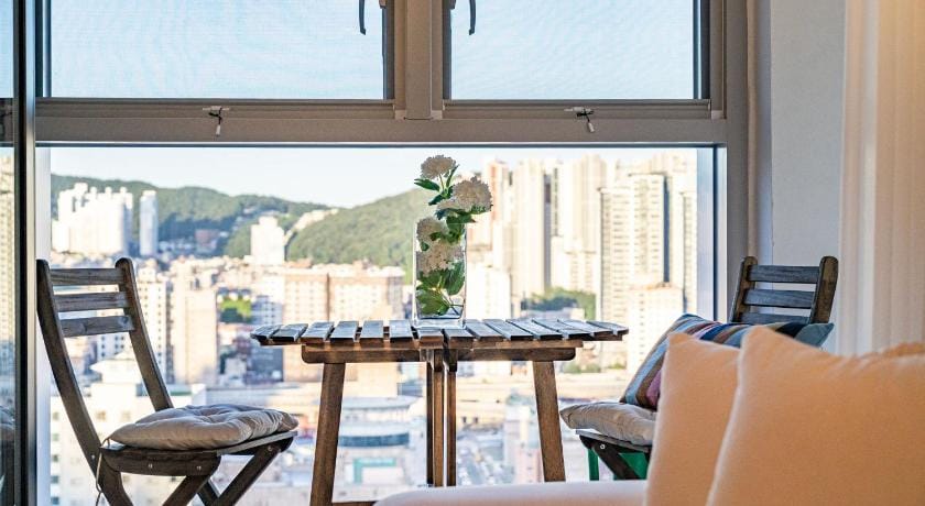 Busan Beomcheon-dong All zip Archive 4H Hotel in Busan