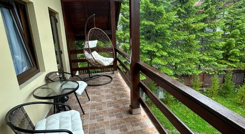 Ollie's Mountain Chalet Chalet in Prahova, Romania