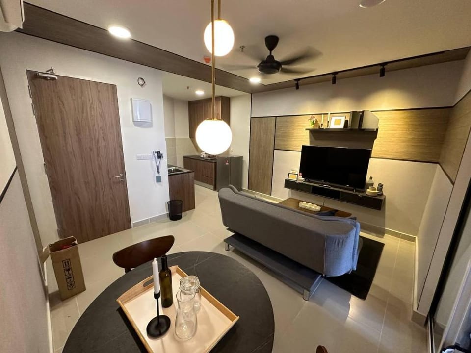 Topaz Nilam Residence 5 pax The  Shore KK Centre Apartment in Kota Kinabalu