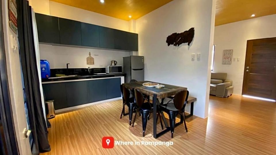 Villa Escapes  Villa in Angeles