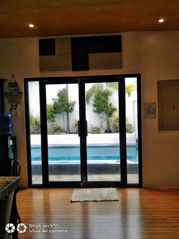 Villa Escapes  Villa in Angeles