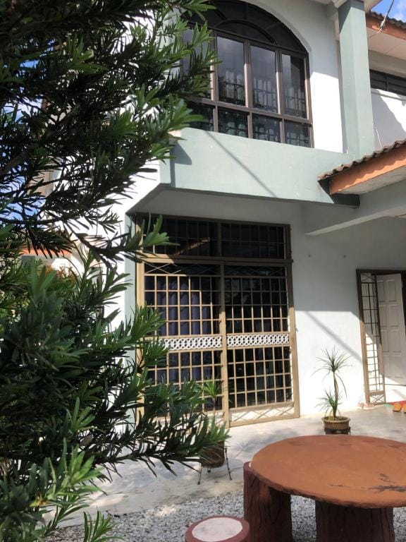SUPER COMFY HOME @ KULIM CITY Vacation rental in Kedah