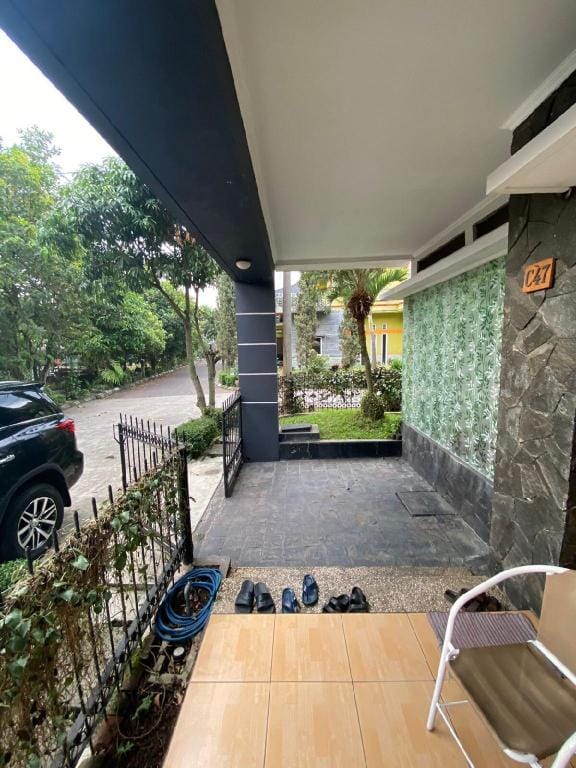 Griya Caraka Homestay C47 Vacation rental in Bandung