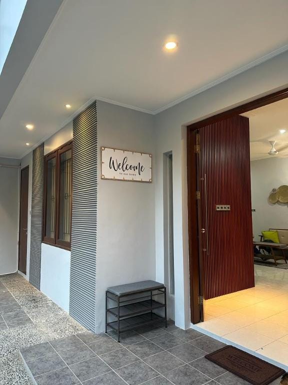 Villa Magnifica by REQhome Villa in West Java