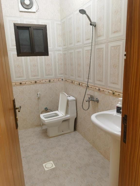 clean apartment in Taqa Apartment in Oman