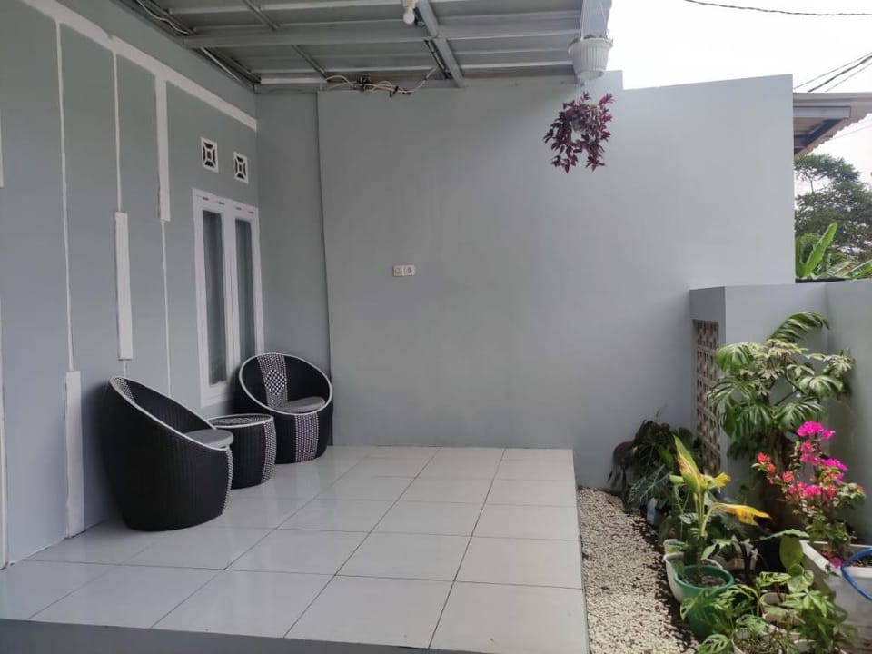 Naya Home Stay in Kecamatan Kuningan Villa in West Java
