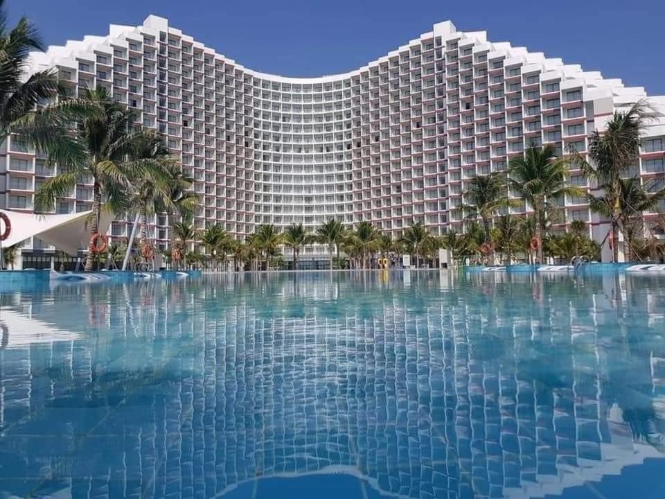 Happy Beach Arena Cam Ranh Condotel & Resort Apartment in Khanh Hoa Province