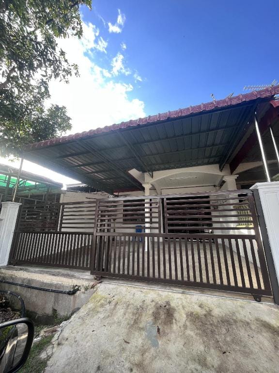 HOMESTAY RIA MESRA GURUN (MUSLIM ONLY) Vacation rental in Kedah